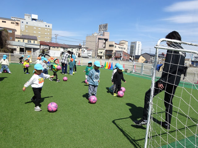 ほうりん保育園 サッカー教室